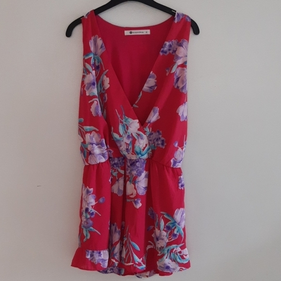 THE Impeccable Pig Romper 149 - Picture 4 of 4